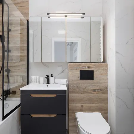 Apartment Eklsuzywny Z Parkingiem W Krakowie By Renters Prestige