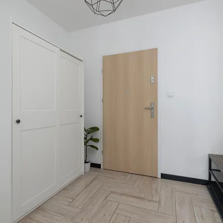 Eklsuzywny Z Parkingiem W Krakowie By Renters Prestige *